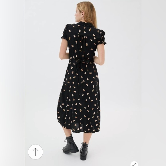 Urban Outfitters Spring Day Butterfly MIDI Wrap Dress - Picture 2 of 15